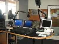 *   I, Radio   *
